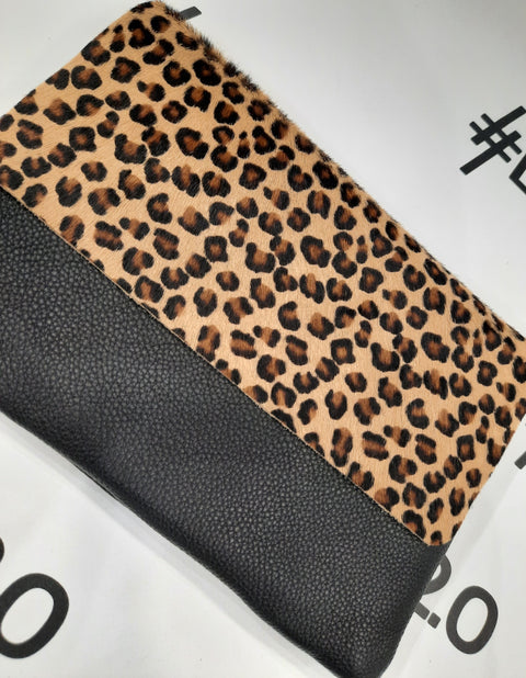 Pochette cavallino Leo