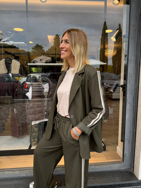 Completo Tamara Militare