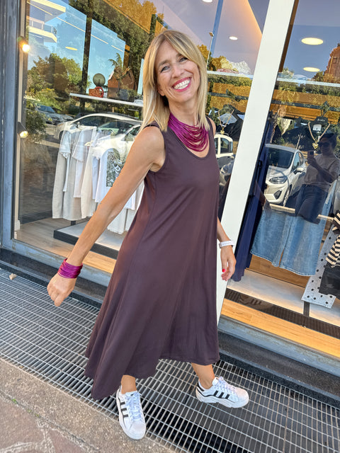 Traje Marrón Elegante