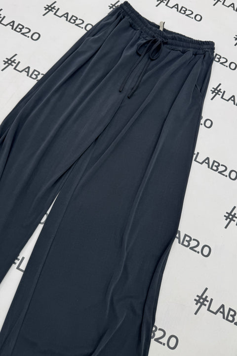 Pantalón Kia negro