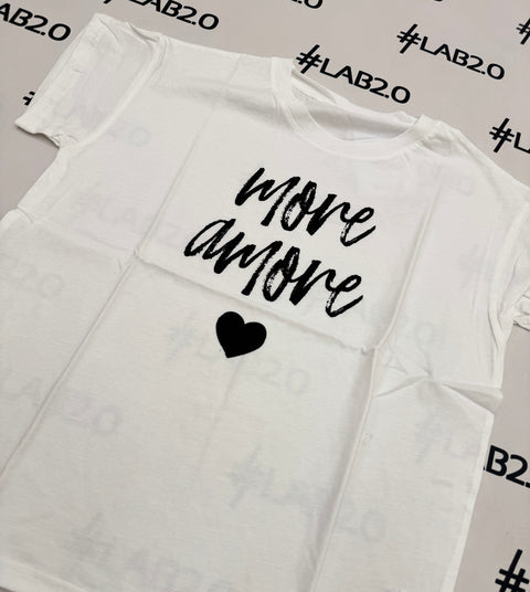 T-shirt More Amore