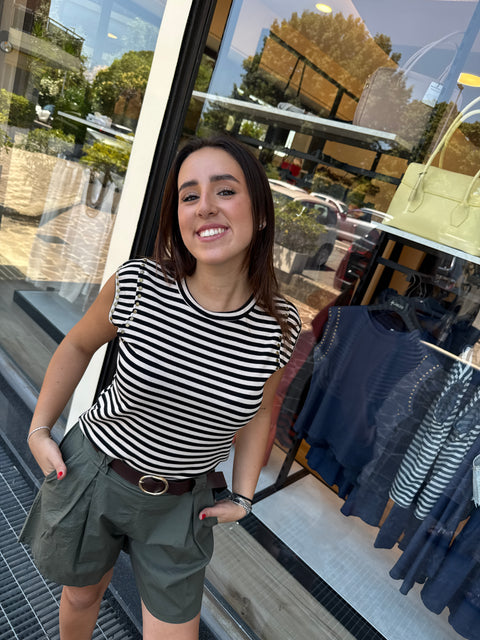 Camiseta Mina negro y beige