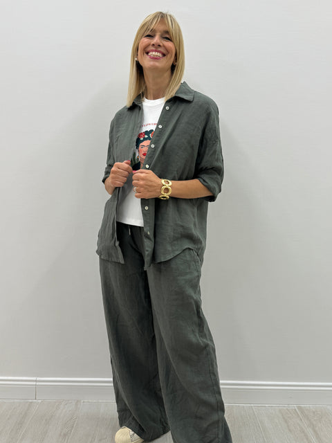 Outfit Giusy Militare