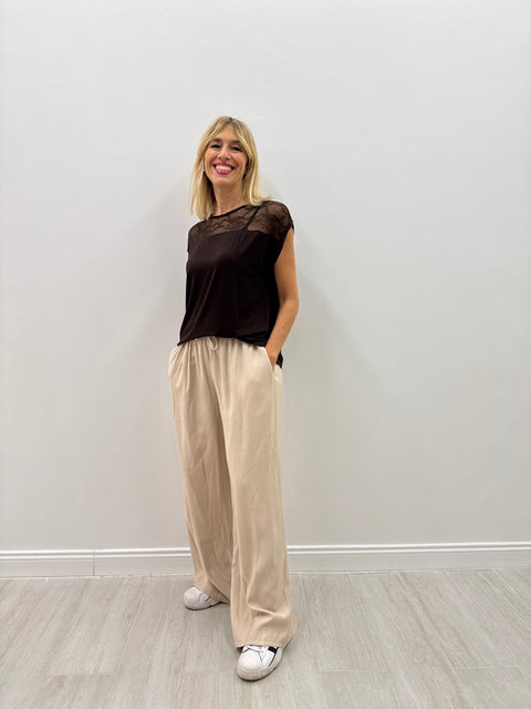 Camiseta Selma marrón