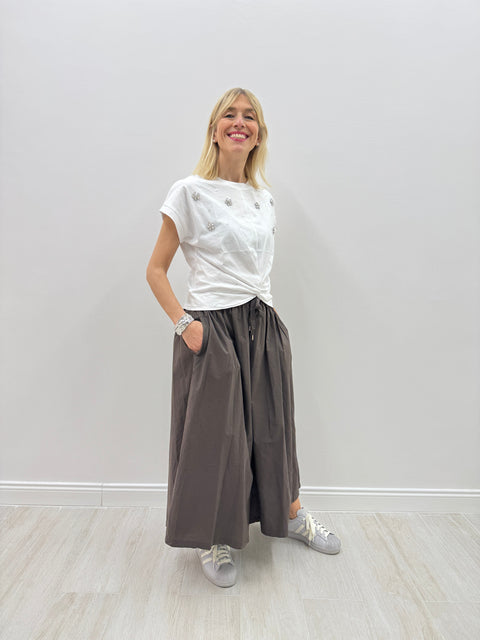 Outfit Leandra Marrone