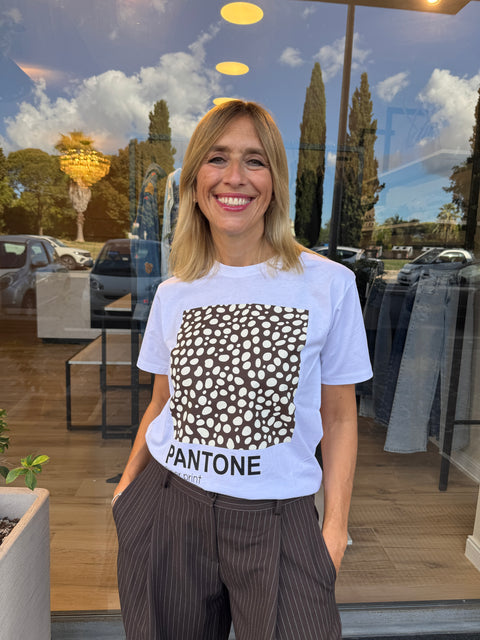 T-shirt Pantone