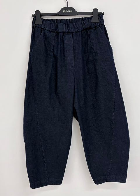 Ada JEANS