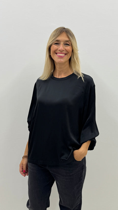 Camiseta Lucilla Negra