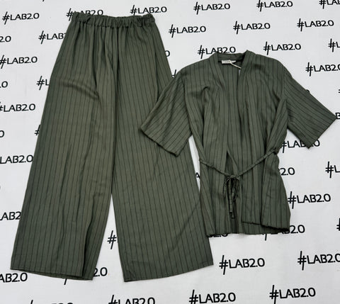 Completo Daria Militare