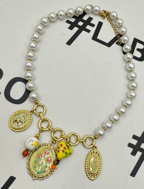 Pearl necklace