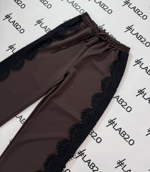 Pantalone Erika Marrone