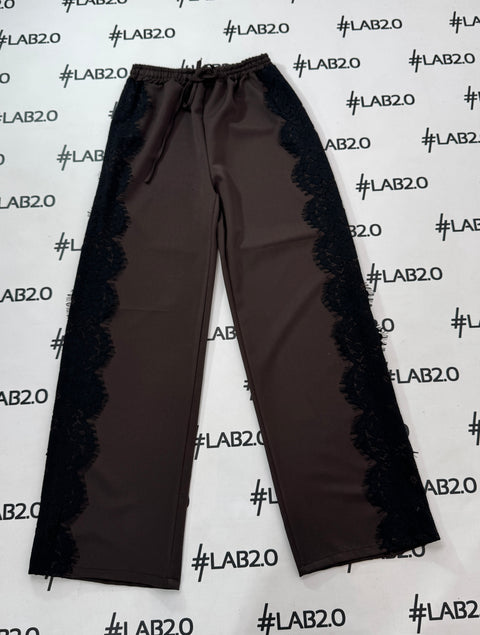Pantalone Erika Marrone