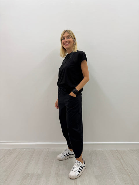 Outfit Erin Nero