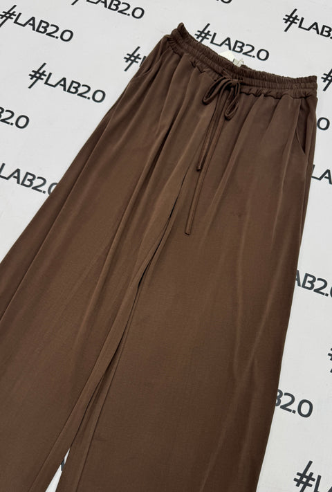 Pantalón Kia marrón