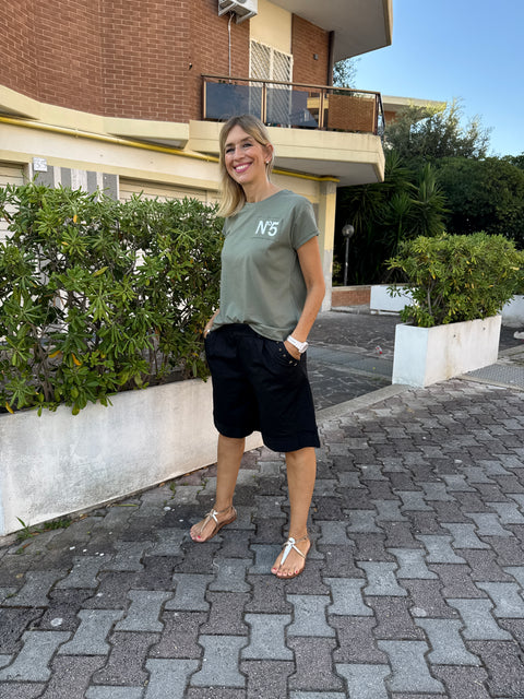 T-shirt vert militaire Cinq