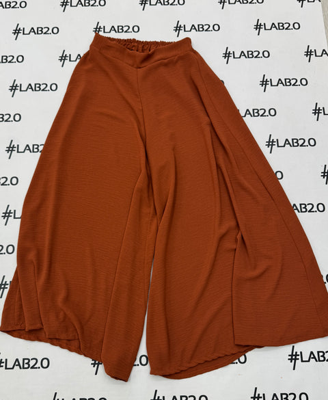 Pantalón color óxido Cinzia