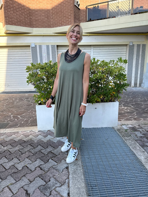 Traje Verde Militar Elegante