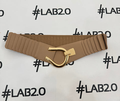Outfit Ambra Camel