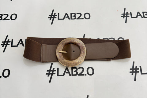 Outfit Sissy Marrone