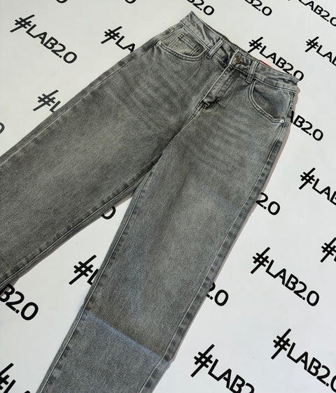 Jeans  Femia Delavè