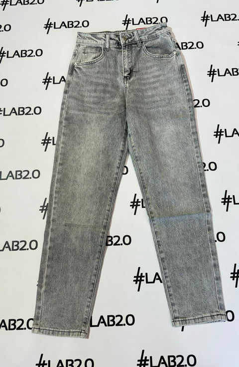 Jeans  Femia Delavè