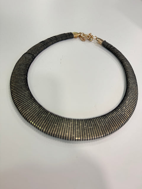 Collana Damis Nera